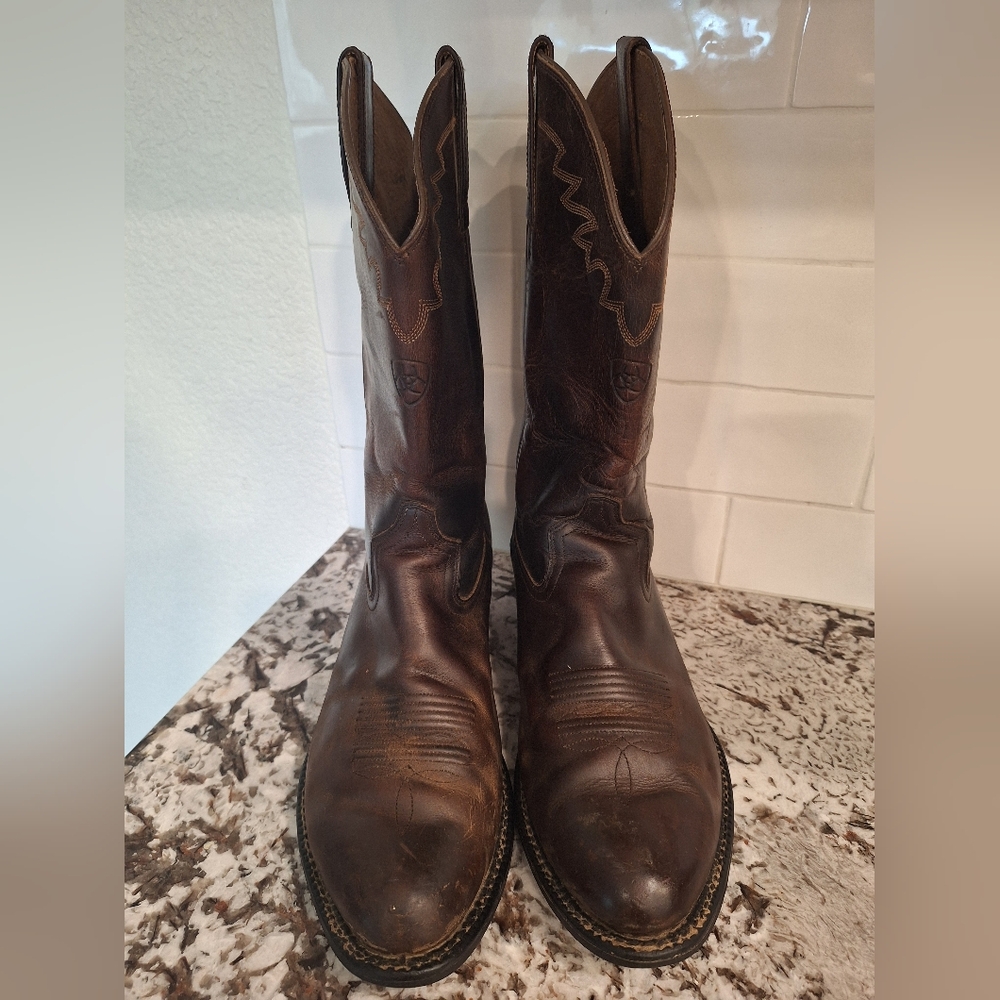 Ariat Dark Brown Western Boots Size 9‎ EE